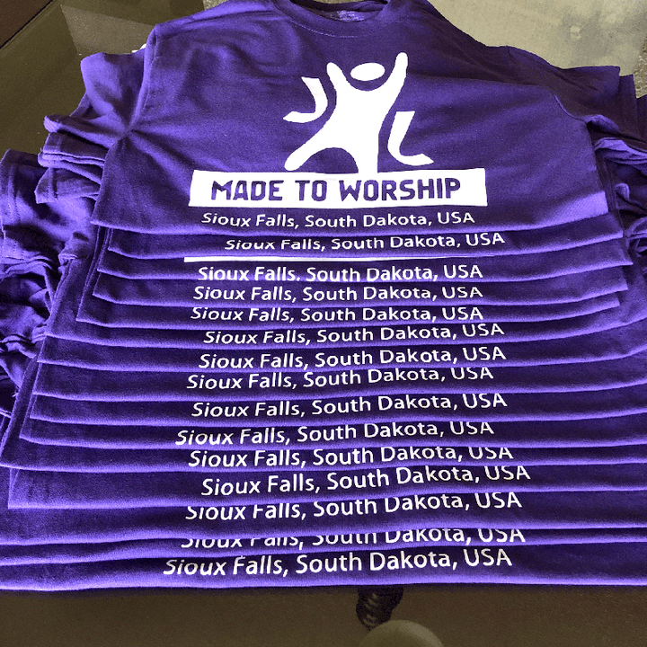 promotional_t-shirt_printing_high-quality_t-shirt_prints_company_logo_printing_custom_hoodie